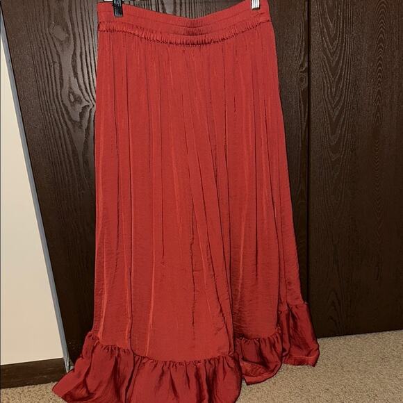 Elle Orange Red Trumpet Maxi Skirt with Ruffled High-Low Design - Picture 3 of 3